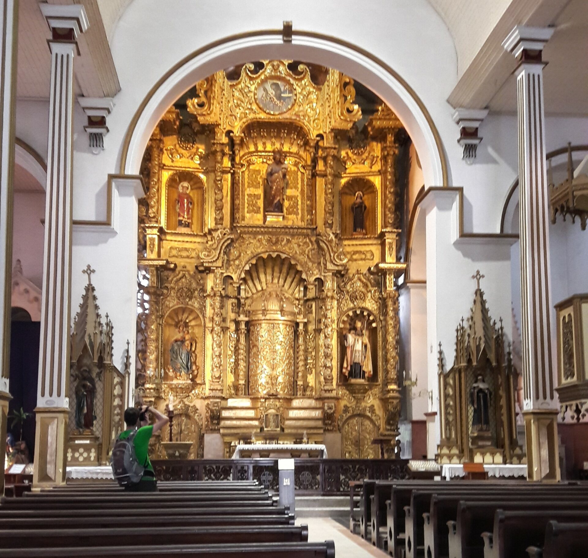 Goldener Altar San José